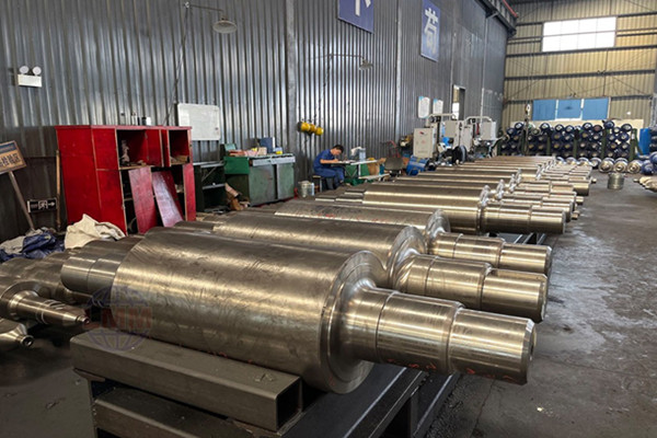 Indefinite Chilled Cast Iron Rolls Manufacturer from China